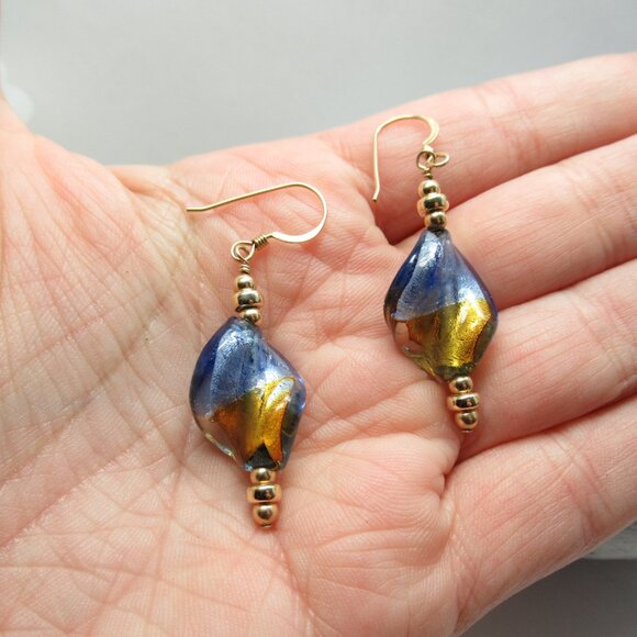 Vintage bead and 14kt gf earrings - Picture 9 of 11